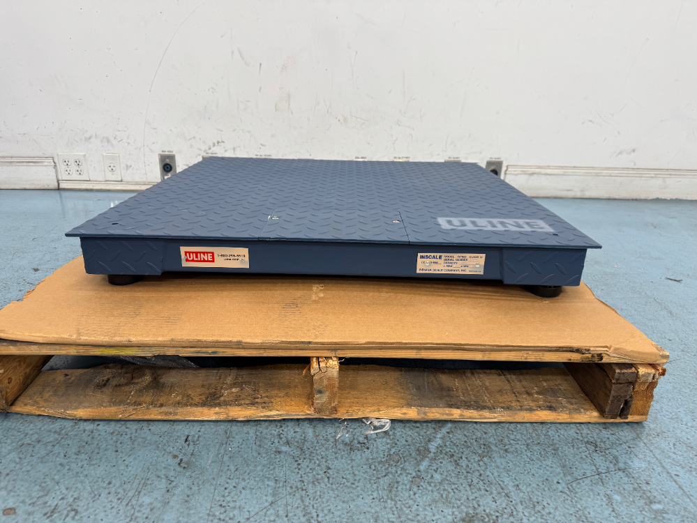 Image of Uline IN7620 Floor Scale